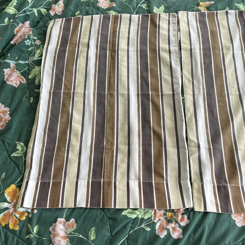 Pequot add vintage